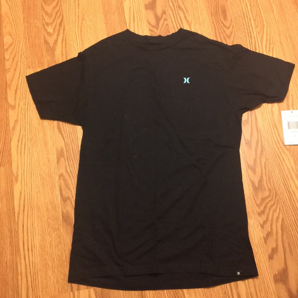 Black Hurley tee - NWT!